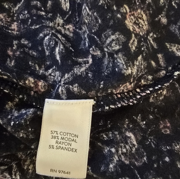 J.Jill Medium Cotton Modal Blend Pleated Floral Tunic - Picture 6 of 11